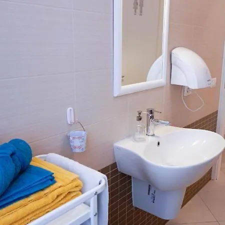 Lighthouse Al Centro Apartament *